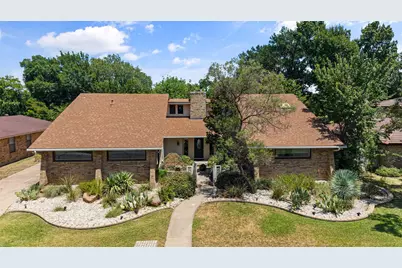 2211 Southcrest Drive, Arlington, TX 76013 - Photo 1