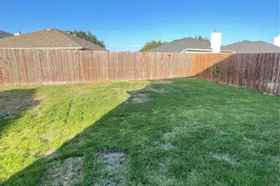 1308 Luckenbach Dr, Forney, TX 75126 - Photo 8