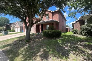 1308 Luckenbach Dr, Forney, TX 75126 - Photo 2