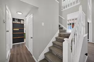 519 Fox Creek Ct, Denton, TX 76209 - Photo 10