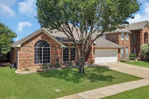 4677 Vespesian Ln, Grand Prairie, TX 75052 - Photo 2