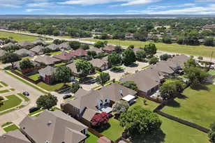 4677 Vespesian Ln, Grand Prairie, TX 75052 - Photo 36