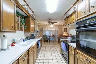 3702 Santa Monica Dr, Abilene, TX 79605 - Photo 6