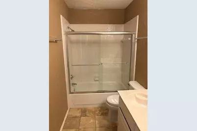 1826 Meadow Crest Drive, Grapevine, TX 76051 - Photo 30