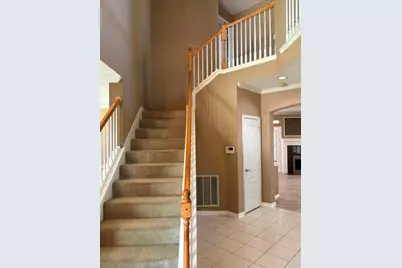 1826 Meadow Crest Drive, Grapevine, TX 76051 - Photo 6