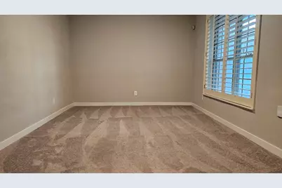 5660 Conlin Drive, Fort Worth, TX 76134 - Photo 32