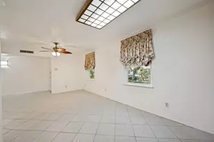5068 Avery Ln, The Colony, TX 75056 - Photo 2