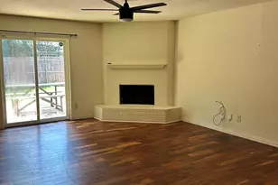702 Meadowview Dr, Mansfield, TX 76063 - Photo 4