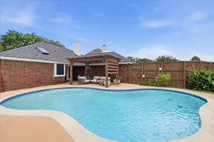 1324 Falcon Dr, Lewisville, TX 75077 - Photo 28