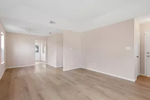 2901 Kathleen Ln, Euless, TX 76039 - Photo 6