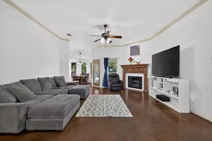7206 Hackberry Ct, Granbury, TX 76048 - Photo 8