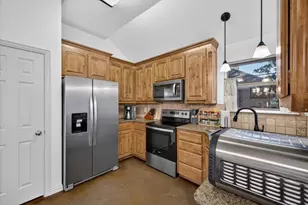 7206 Hackberry Ct, Granbury, TX 76048 - Photo 16