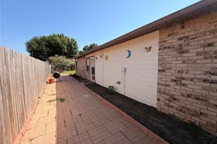 3709 Pinewood St, Bedford, TX 76021 - Photo 28