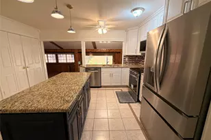 3709 Pinewood St, Bedford, TX 76021 - Photo 12