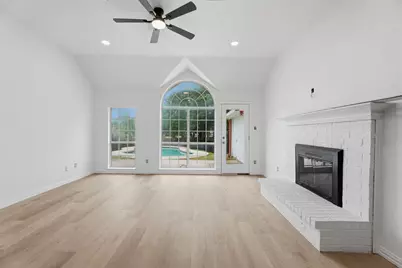8260 Edgewater Drive, Frisco, TX 75034 - Photo 8