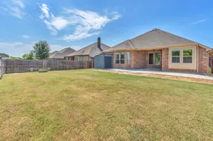 216 Ovaletta Dr, Justin, TX 76247 - Photo 38