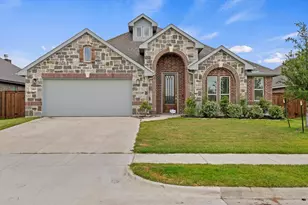 2413 Loxley Dr, Mansfield, TX 76084 - Photo 2