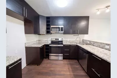 4526 S Horseshoe Trail, The Colony, TX 75056 - Photo 2