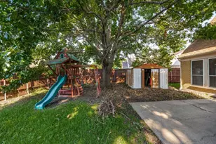 1142 Sicily Dr, Garland, TX 75040 - Photo 22