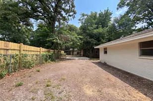 437 Denison Dr, Pottsboro, TX 75076 - Photo 14