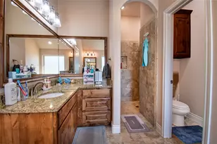 1009 Sky Ct, Weatherford, TX 76085 - Photo 14