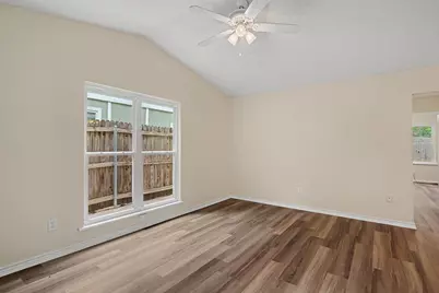 1815 Lipscomb Street, Fort Worth, TX 76110 - Photo 12
