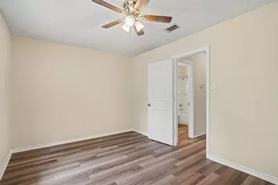 1815 Lipscomb Street, Fort Worth, TX 76110 - Photo 14