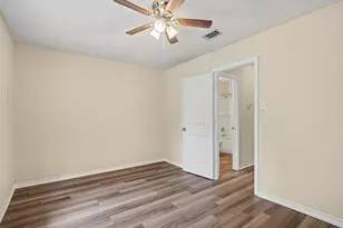 1815 Lipscomb St, Fort Worth, TX 76110 - Photo 14