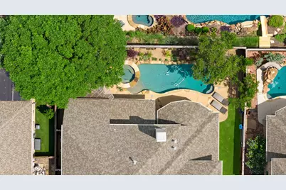 8016 Blue Hole Court, McKinney, TX 75070 - Photo 2
