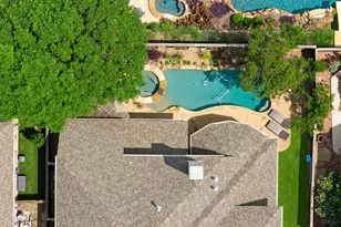 8016 Blue Hole Ct, McKinney, TX 75070 - Photo 2