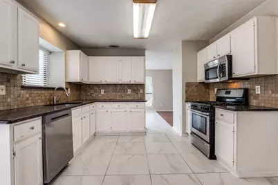 1468 Sedalia Drive, Flower Mound, TX 75028 - Photo 10