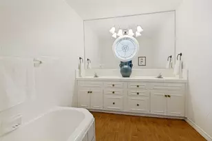 832 Wheelwood Dr, Hurst, TX 76053 - Photo 20