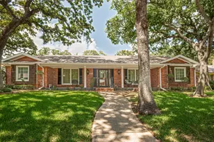 832 Wheelwood Dr, Hurst, TX 76053 - Photo 1