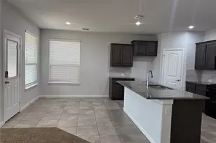 4928 Sugarcane Ln, Fort Worth, TX 76179 - Photo 4
