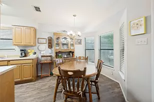 1409 Lincolnshire Way, Fort Worth, TX 76134 - Photo 10
