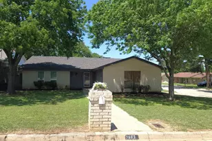 7663 Blue Carriage Ct, Fort Worth, TX 76120 - Photo 1