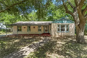 207 N Marable St, West, TX 76691 - Photo 2