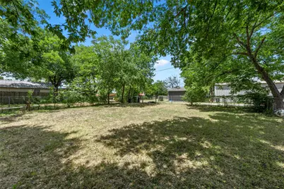 207 N Marable Street, West, TX 76691 - Photo 32