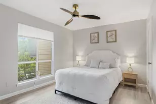 4851 Cedar Springs Rd, Dallas, TX 75219 - Photo 10
