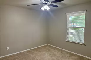 1804 Gayla Creek Dr, Little Elm, TX 75068 - Photo 2