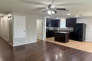 1804 Gayla Creek Dr, Little Elm, TX 75068 - Photo 8