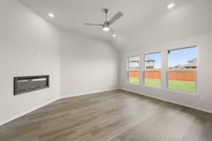 461 Carnero Dr, Granbury, TX 76048 - Photo 12
