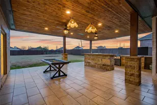 513 Timberside, Terrell, TX 75161 - Photo 2