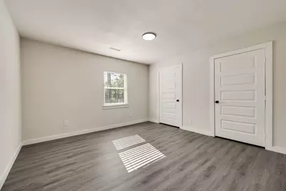 922 NE 33rd Street, Grand Prairie, TX 75050 - Photo 10