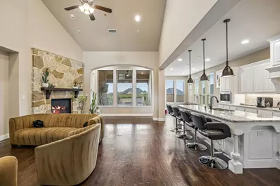 1100 Broadmoor Way, Roanoke, TX 76262 - Photo 6