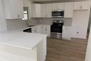 5905 Walraven Cir, Fort Worth, TX 76133 - Photo 6