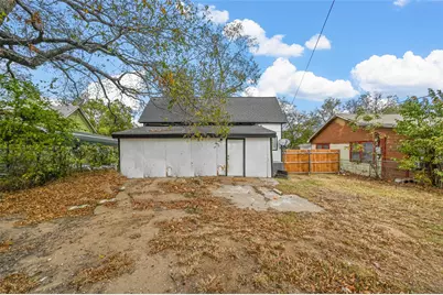 708 W Day Street, Denison, TX 75020 - Photo 18