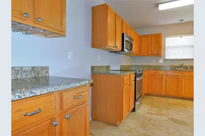 1508 Sequoia Grove Lane, Lewisville, TX 75067 - Photo 8
