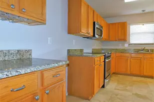 1508 Sequoia Grove Ln, Lewisville, TX 75067 - Photo 8