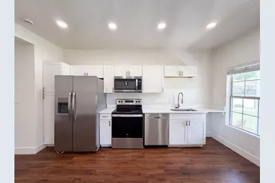 420 Bluebonnet Drive, Hurst, TX 76053 - Photo 8
